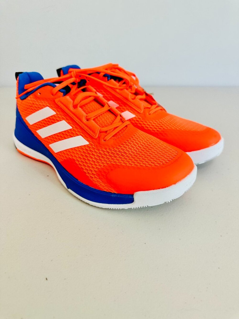 NEW ADIDAS NOVAFLIGHT 2 INDOOR SPORTS ORANGE AND BLUE ATHLETIC SHOES SIZE 11